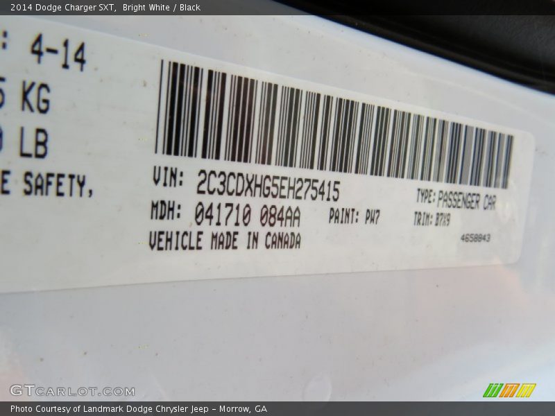Bright White / Black 2014 Dodge Charger SXT