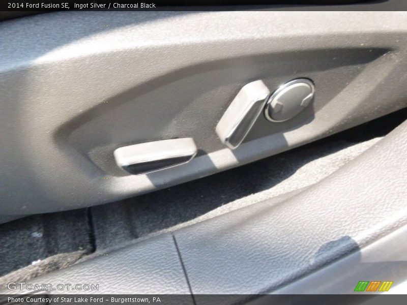 Ingot Silver / Charcoal Black 2014 Ford Fusion SE