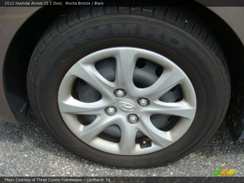 Mocha Bronze / Black 2012 Hyundai Accent GS 5 Door