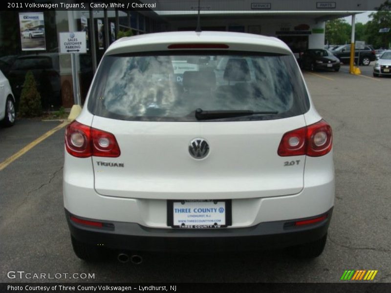Candy White / Charcoal 2011 Volkswagen Tiguan S