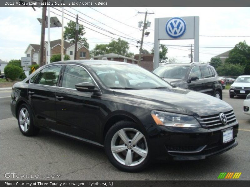 Black / Cornsilk Beige 2012 Volkswagen Passat 2.5L SE