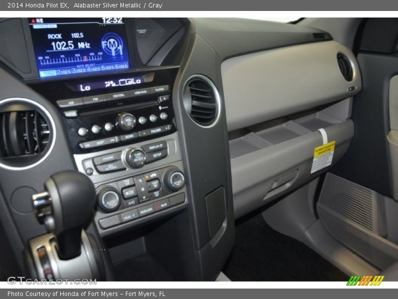 Alabaster Silver Metallic / Gray 2014 Honda Pilot EX