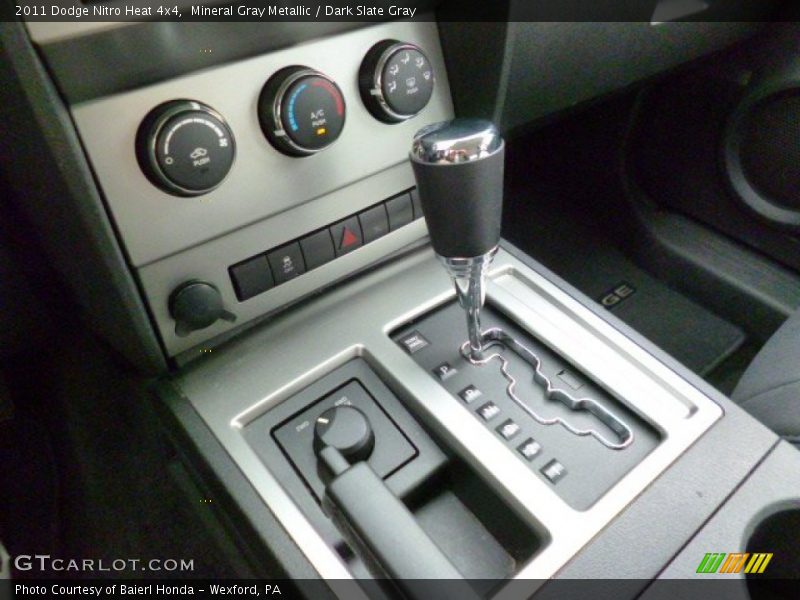 Mineral Gray Metallic / Dark Slate Gray 2011 Dodge Nitro Heat 4x4