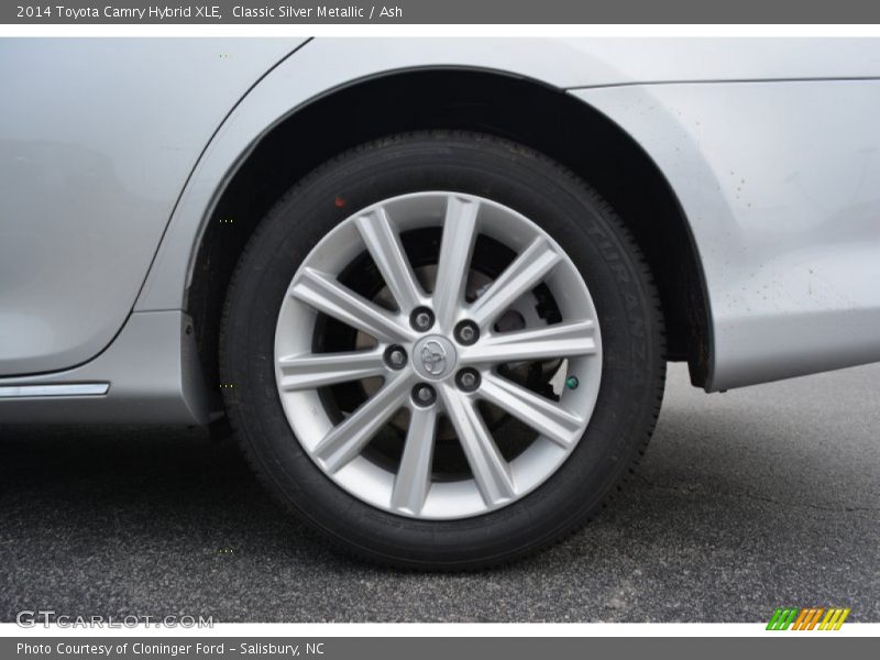 Classic Silver Metallic / Ash 2014 Toyota Camry Hybrid XLE