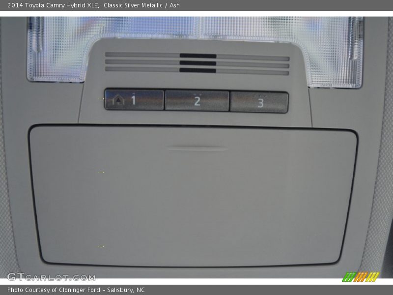 Classic Silver Metallic / Ash 2014 Toyota Camry Hybrid XLE