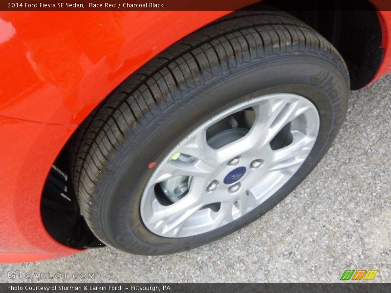 Race Red / Charcoal Black 2014 Ford Fiesta SE Sedan