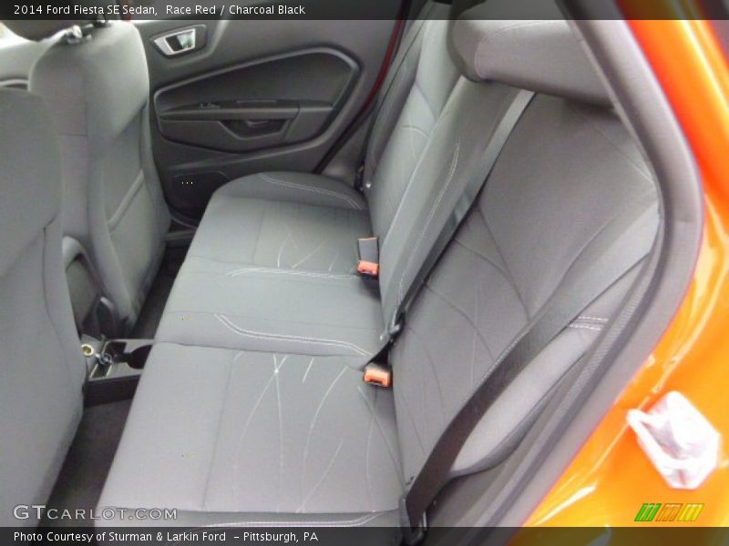 Race Red / Charcoal Black 2014 Ford Fiesta SE Sedan