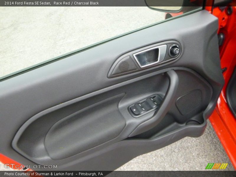 Race Red / Charcoal Black 2014 Ford Fiesta SE Sedan