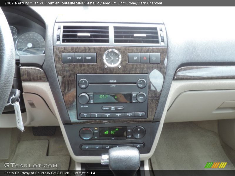 Satellite Silver Metallic / Medium Light Stone/Dark Charcoal 2007 Mercury Milan V6 Premier