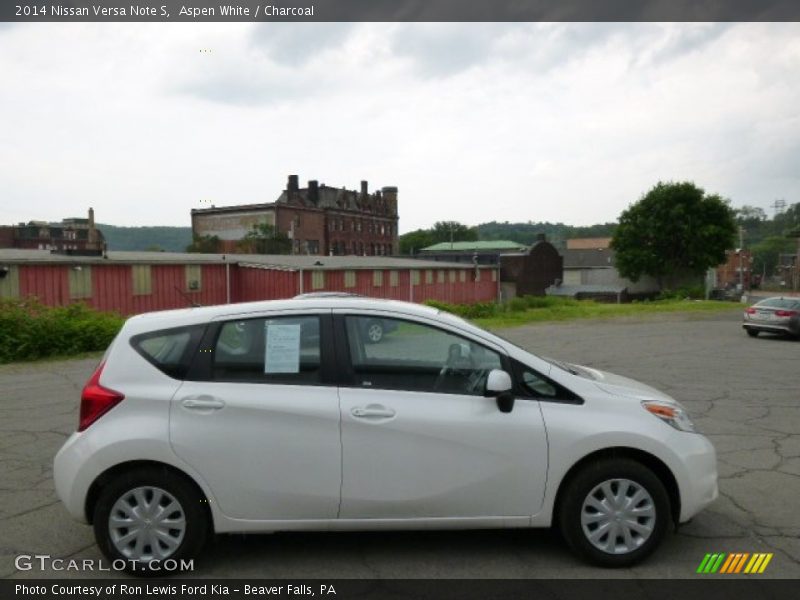 Aspen White / Charcoal 2014 Nissan Versa Note S