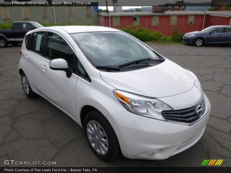 Aspen White / Charcoal 2014 Nissan Versa Note S