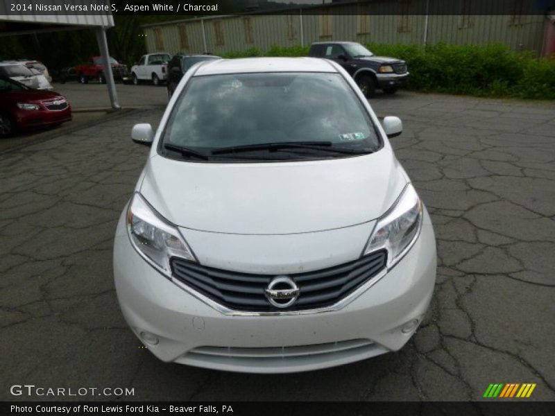 Aspen White / Charcoal 2014 Nissan Versa Note S