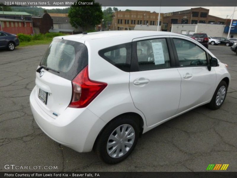 Aspen White / Charcoal 2014 Nissan Versa Note S
