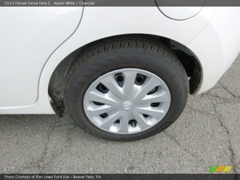 Aspen White / Charcoal 2014 Nissan Versa Note S
