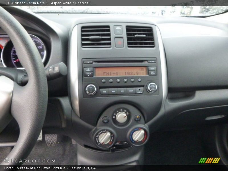 Aspen White / Charcoal 2014 Nissan Versa Note S