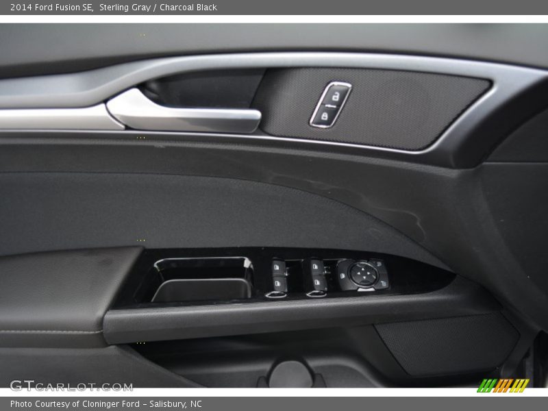Sterling Gray / Charcoal Black 2014 Ford Fusion SE