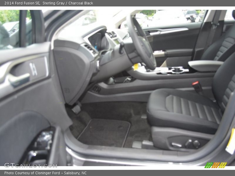 Sterling Gray / Charcoal Black 2014 Ford Fusion SE