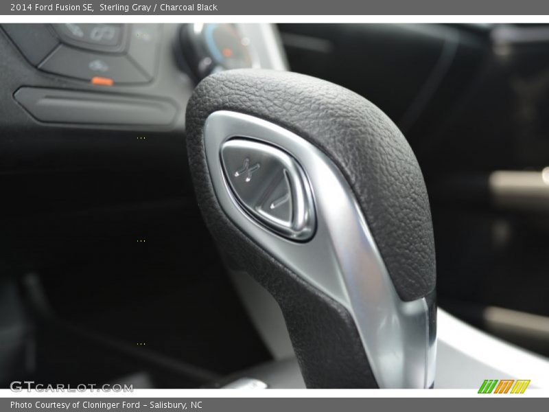 Sterling Gray / Charcoal Black 2014 Ford Fusion SE