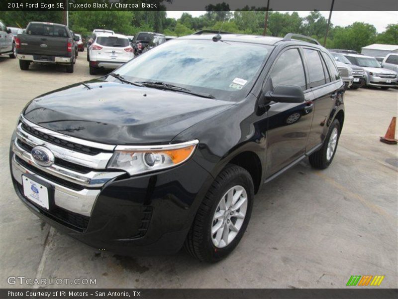 Tuxedo Black / Charcoal Black 2014 Ford Edge SE