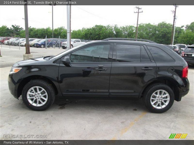 Tuxedo Black / Charcoal Black 2014 Ford Edge SE
