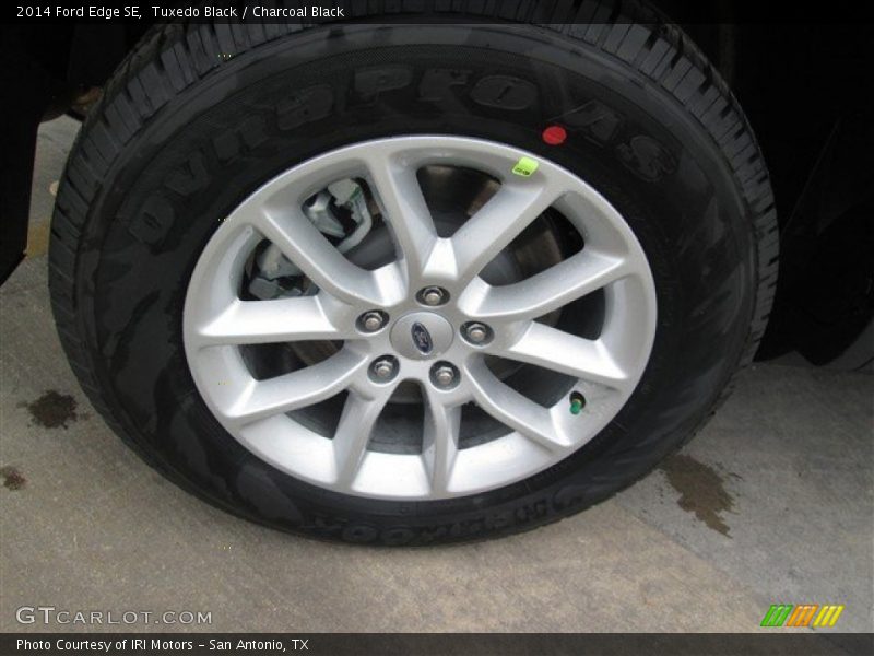 Tuxedo Black / Charcoal Black 2014 Ford Edge SE