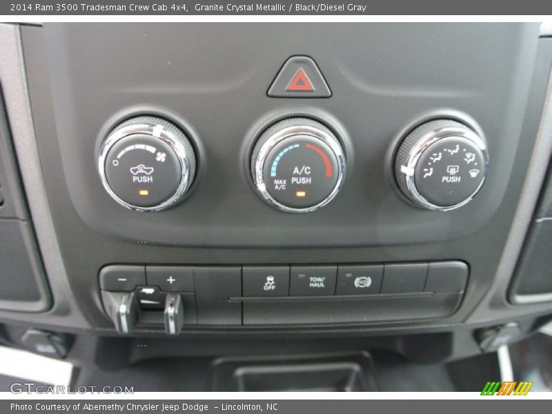 Granite Crystal Metallic / Black/Diesel Gray 2014 Ram 3500 Tradesman Crew Cab 4x4