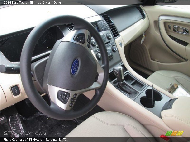 Ingot Silver / Dune 2014 Ford Taurus SE
