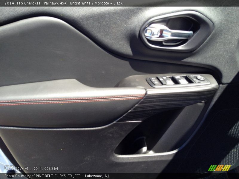 Bright White / Morocco - Black 2014 Jeep Cherokee Trailhawk 4x4