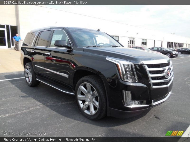 Front 3/4 View of 2015 Escalade Luxury 4WD