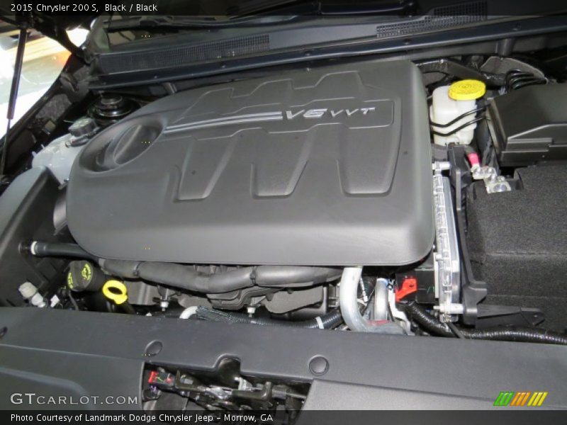 Black / Black 2015 Chrysler 200 S