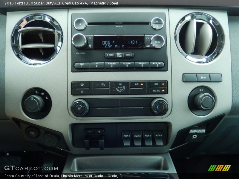 Controls of 2015 F350 Super Duty XLT Crew Cab 4x4