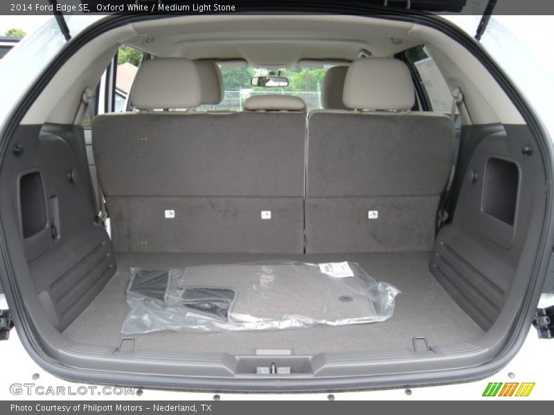 Oxford White / Medium Light Stone 2014 Ford Edge SE