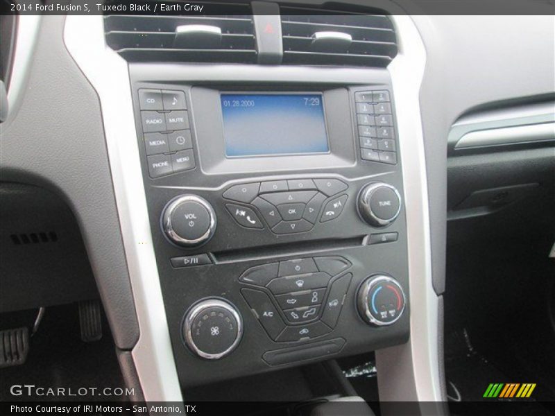 Tuxedo Black / Earth Gray 2014 Ford Fusion S