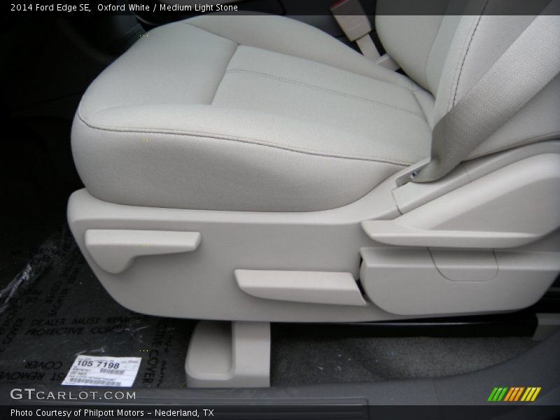 Oxford White / Medium Light Stone 2014 Ford Edge SE