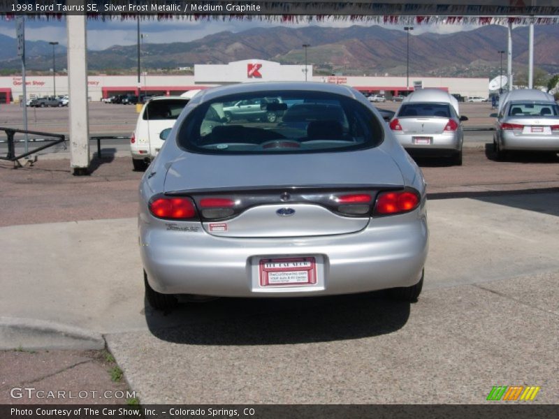 Silver Frost Metallic / Medium Graphite 1998 Ford Taurus SE