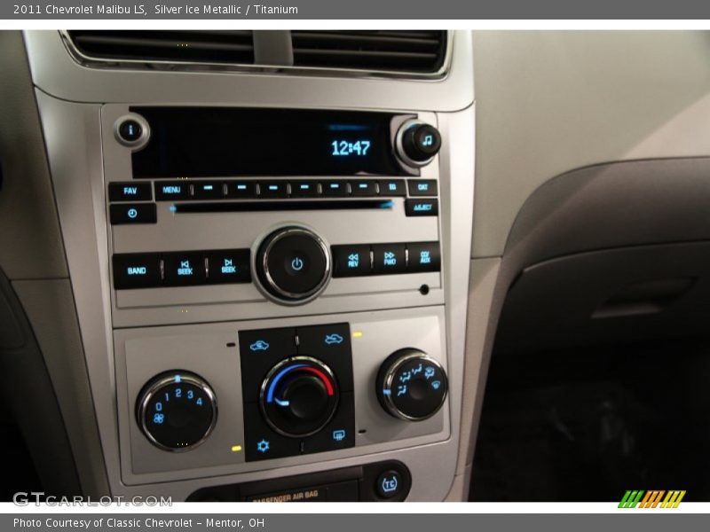 Silver Ice Metallic / Titanium 2011 Chevrolet Malibu LS