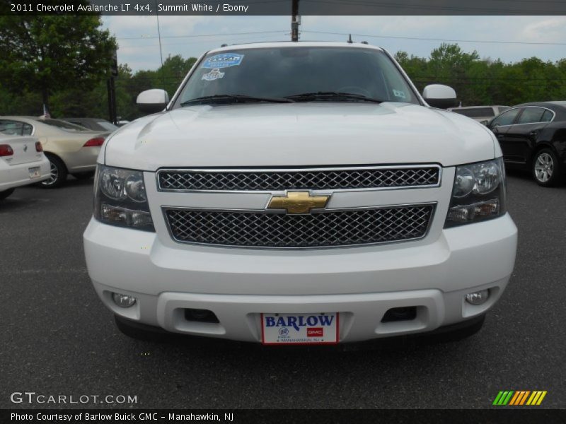 Summit White / Ebony 2011 Chevrolet Avalanche LT 4x4