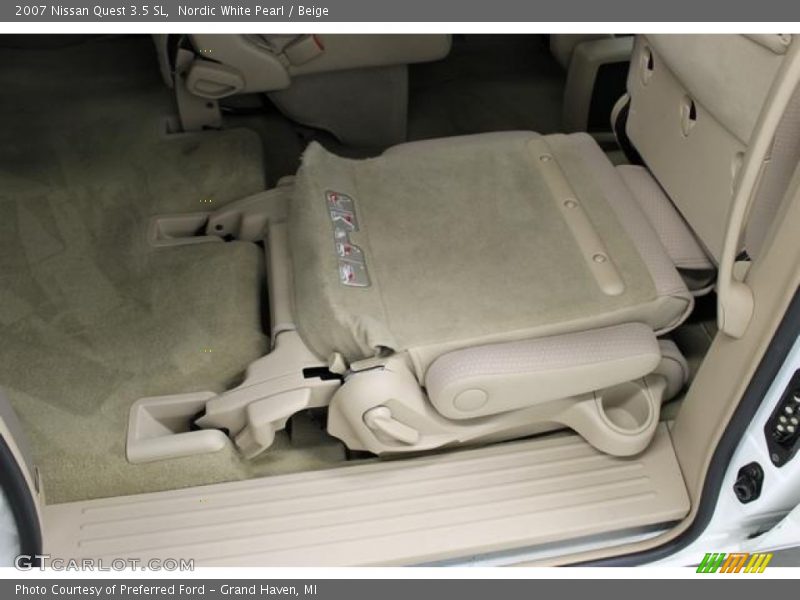 Nordic White Pearl / Beige 2007 Nissan Quest 3.5 SL