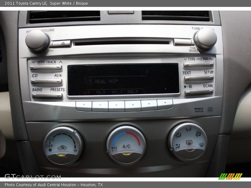 Super White / Bisque 2011 Toyota Camry LE