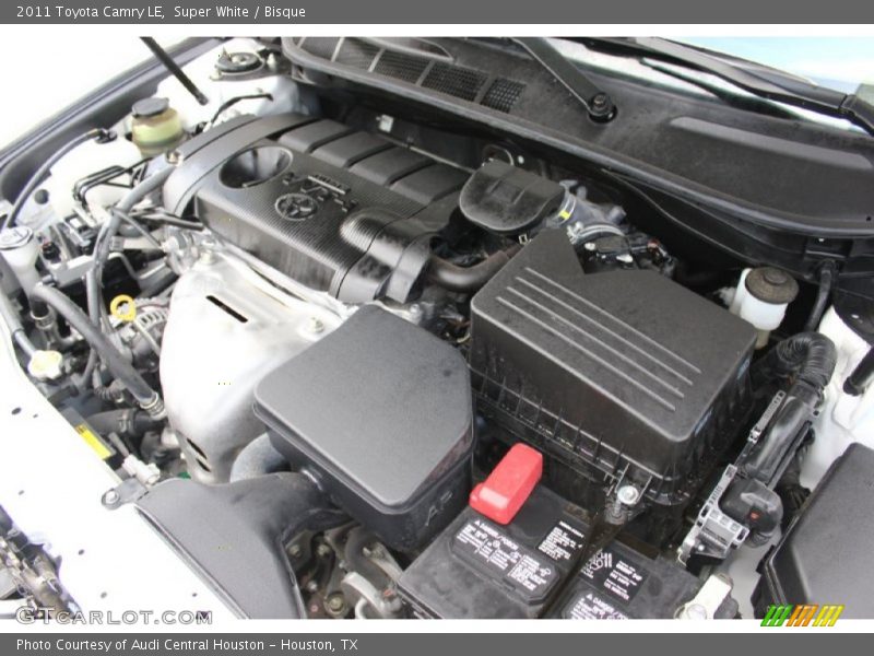 Super White / Bisque 2011 Toyota Camry LE