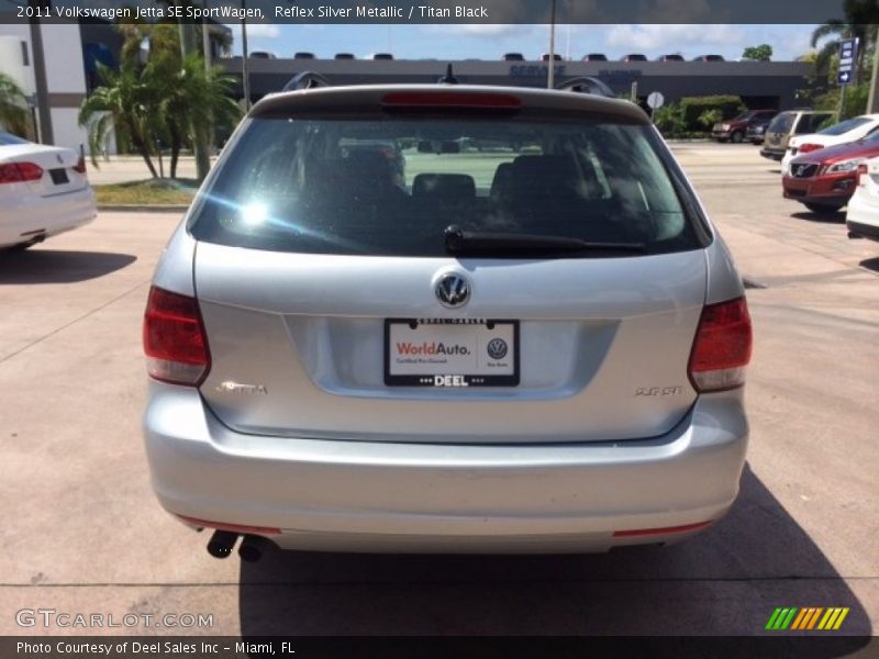 Reflex Silver Metallic / Titan Black 2011 Volkswagen Jetta SE SportWagen