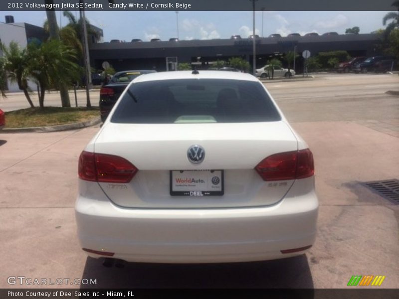 Candy White / Cornsilk Beige 2012 Volkswagen Jetta SE Sedan