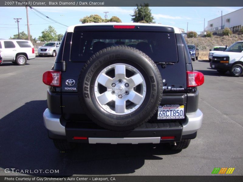 Black Diamond / Dark Charcoal 2007 Toyota FJ Cruiser