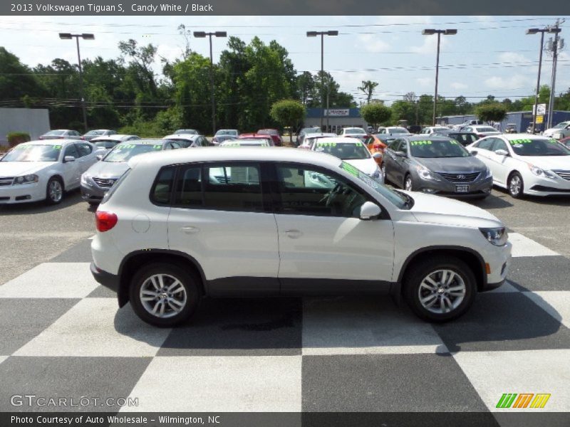 Candy White / Black 2013 Volkswagen Tiguan S