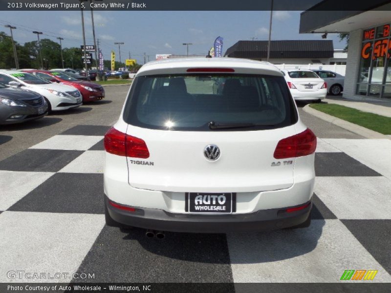 Candy White / Black 2013 Volkswagen Tiguan S