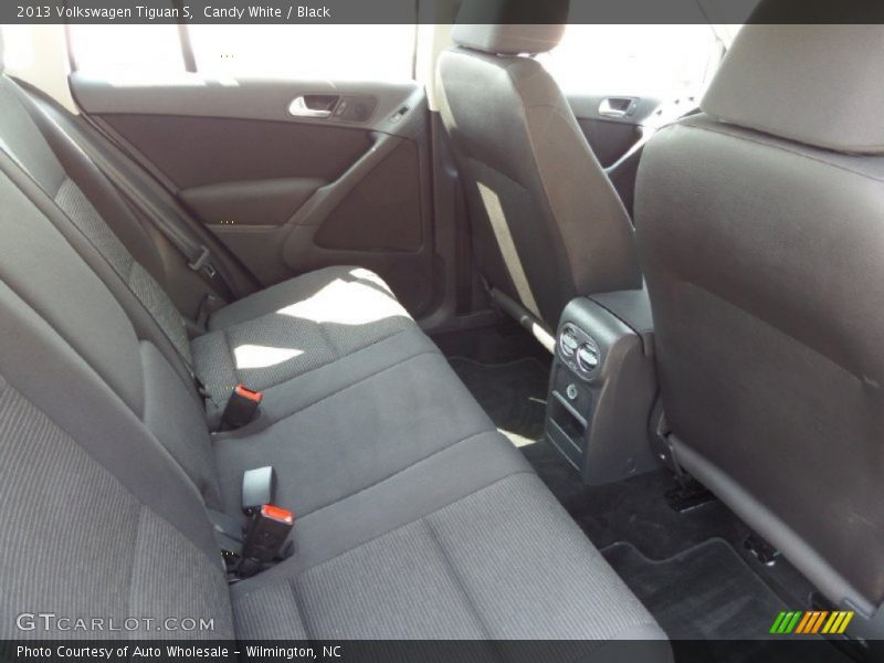 Candy White / Black 2013 Volkswagen Tiguan S