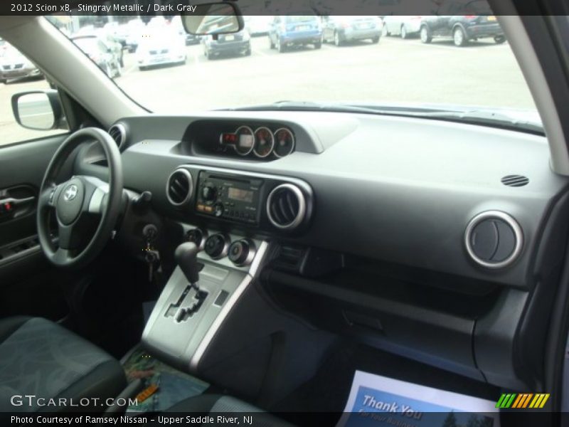 Stingray Metallic / Dark Gray 2012 Scion xB