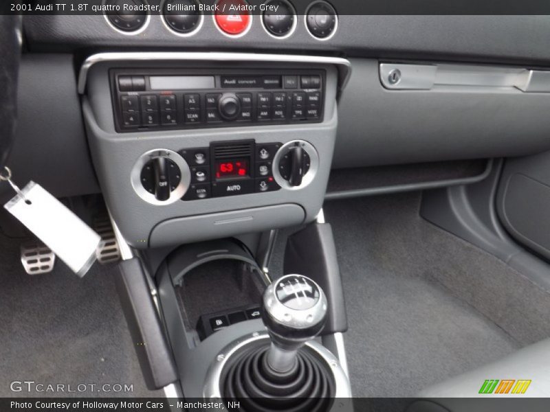 Controls of 2001 TT 1.8T quattro Roadster