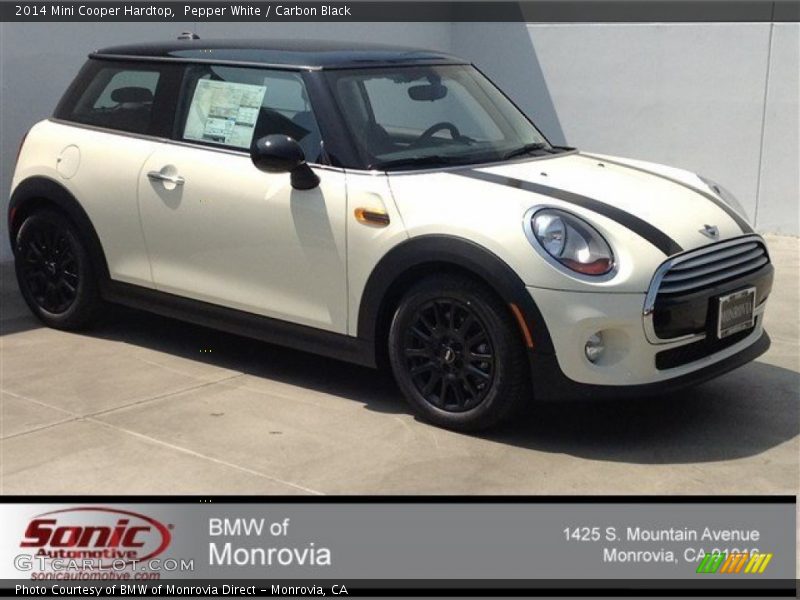 Pepper White / Carbon Black 2014 Mini Cooper Hardtop