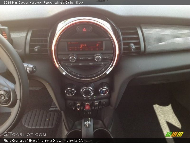 Pepper White / Carbon Black 2014 Mini Cooper Hardtop